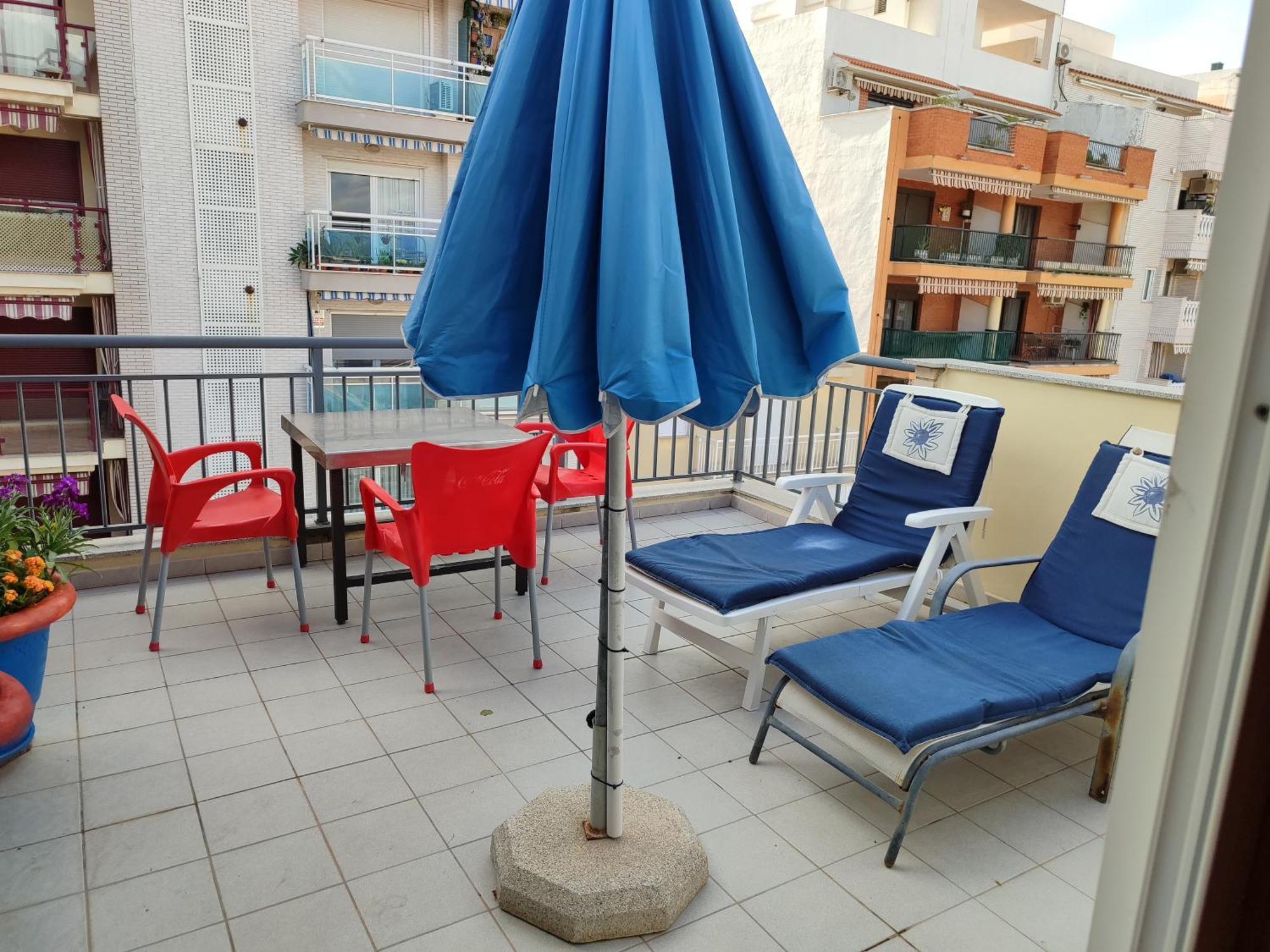 Habitacion Familiar En Un Atico Con Gran Terraza Y,Cocina ,En La Playa Burriana Εξωτερικό φωτογραφία