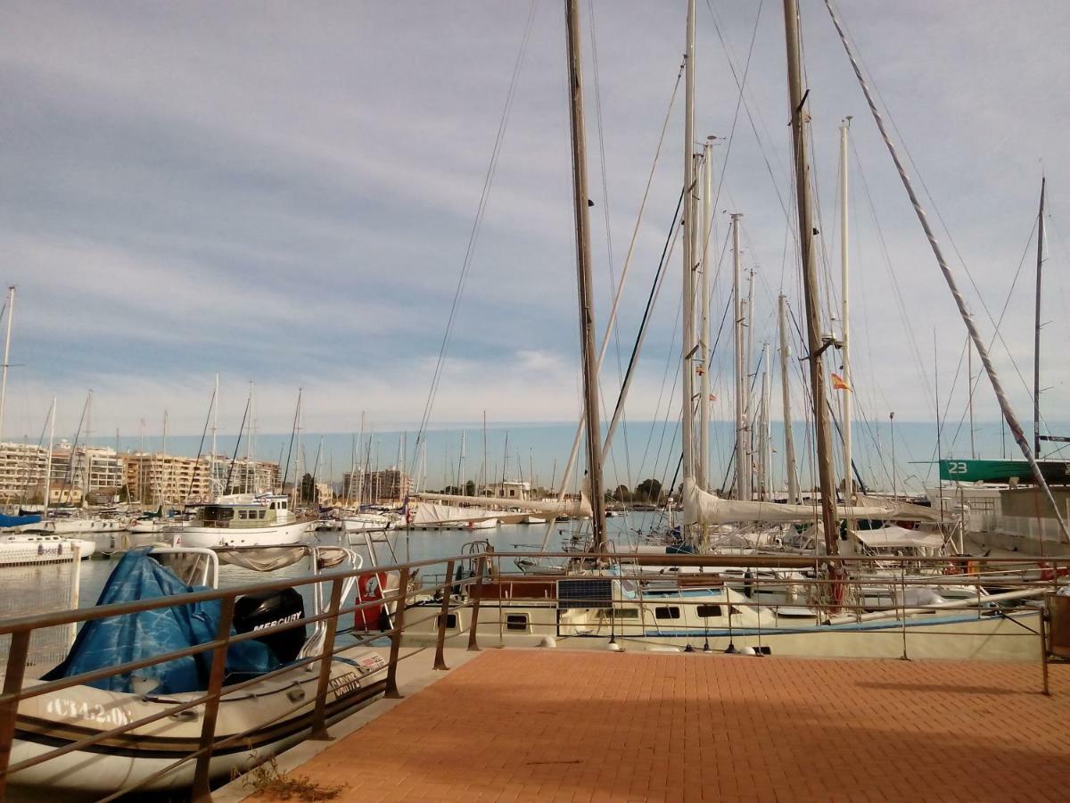 Habitacion Familiar En Un Atico Con Gran Terraza Y,Cocina ,En La Playa Burriana Εξωτερικό φωτογραφία